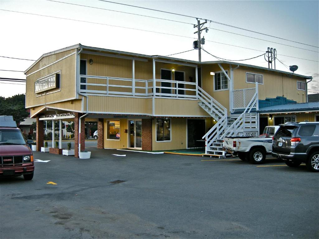 Motel 101 Gold Beach Exterior photo